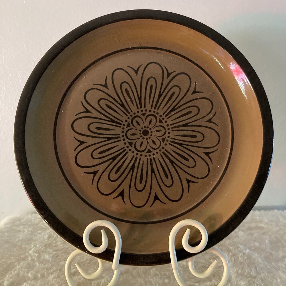 Fashion Manor Stoneware "Rosita" 10-3/4" Dinner Plate